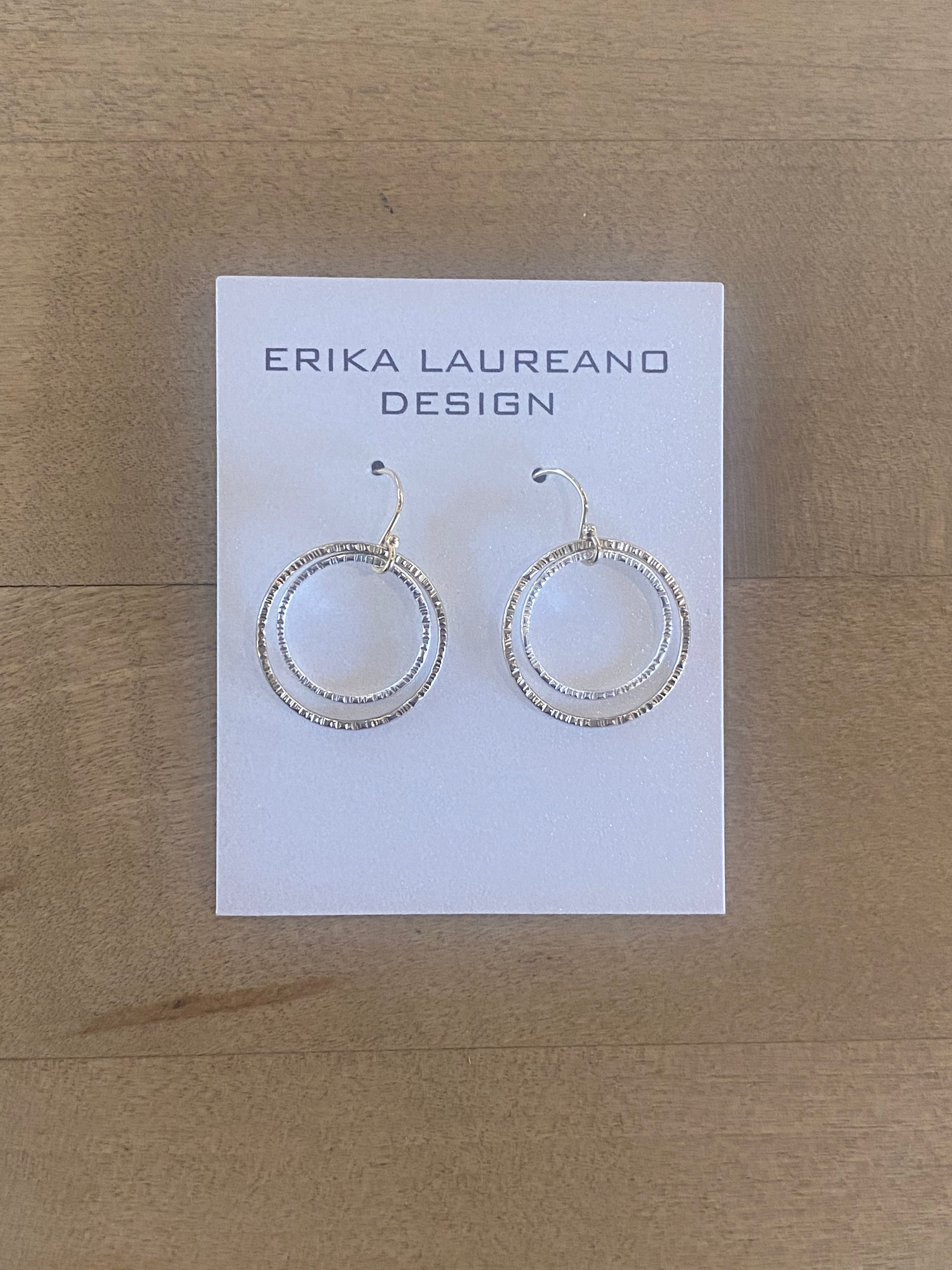 Erika Laureano • EL650