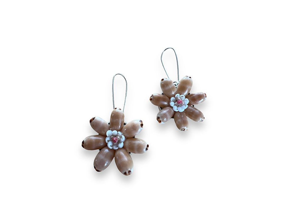 Hilton Niau • HNE09 Niihau Shell Earrings